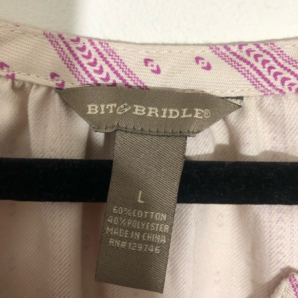 🌺Bit& Bridle Purple Patterned Henley 3/4 Length Bell Sleeve - Picture 3 of 6